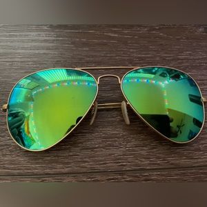 Ray-Bay Mirrored Aviators